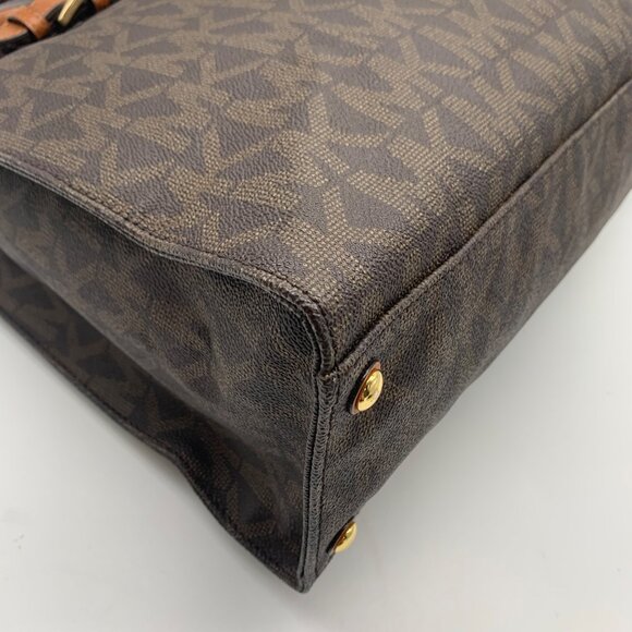 Michael Kors Brown Logo Print Large Hamilton Tote - Picture 8 of 10